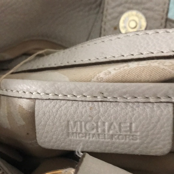 Michael Kors handbag preowned fabulous - Picture 7 of 8